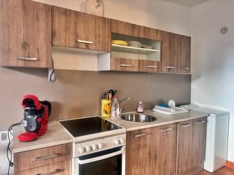 Coffee/tea facilities, Communal kitchen, washing machine