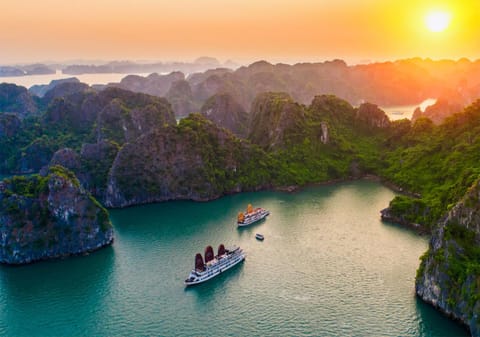 Natural landscape, Activities, Mountain view, Sea view, Sunrise