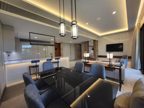 Bluewaters Island - Modern 2 bedroom Full Apartment Apartment in Dubai