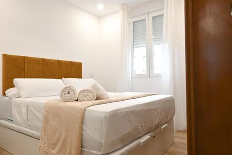 For You Rentals Amplia Casa temporal Madrid de 3 Dormitorios M VIL45 Apartment in Madrid