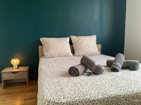 Bed, Night, Bedroom