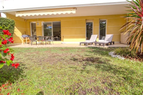 Golfe Juan - 4 People - Swimming Pool - Private Parking House in Antibes