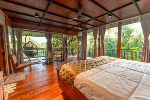 Bed, View (from property/room), Balcony/Terrace, Photo of the whole room, Bedroom