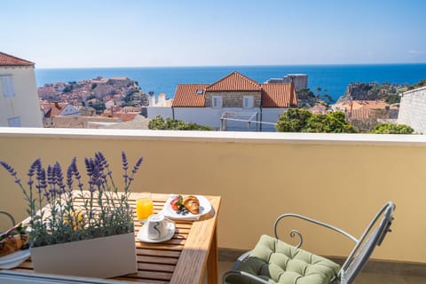 View (from property/room), Balcony/Terrace, Sea view