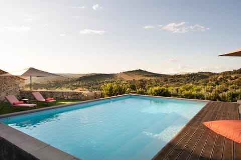 Natural landscape, Mountain view, Pool view, Swimming pool, sunbed