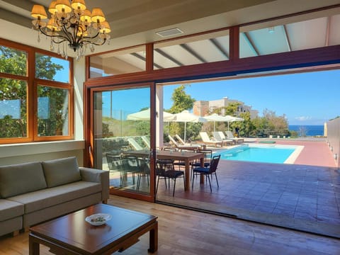 View (from property/room), Balcony/Terrace, Other, Swimming pool