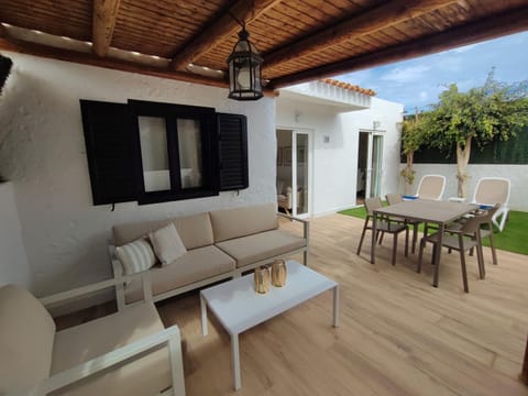 Garden, Balcony/Terrace, sunbed