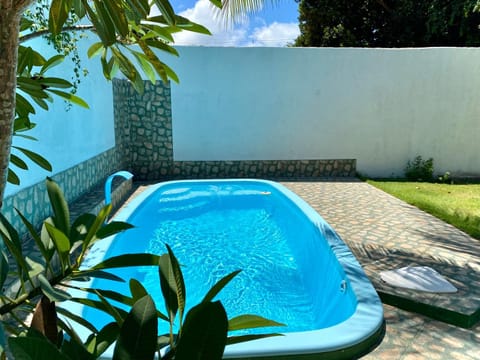 Natural landscape, Swimming pool, Swimming pool, sunbed
