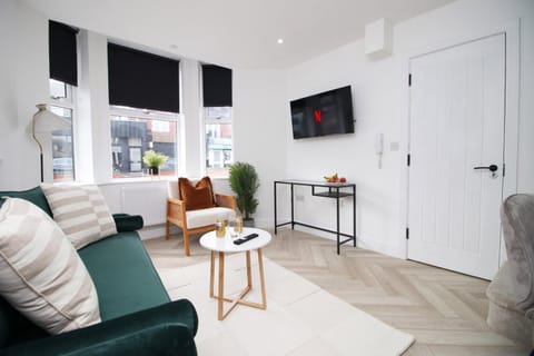 Cardiff Whitchurch 2-Bedroom Apartment Apartment in Cardiff