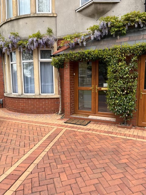 On The Common Apartment in Cardiff