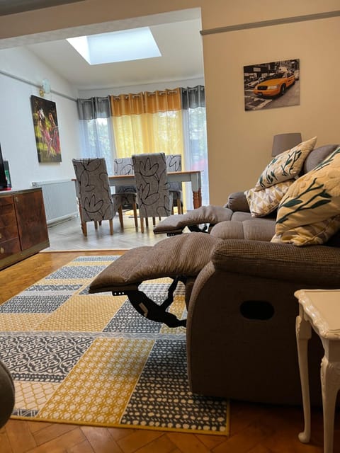 On The Common Apartment in Cardiff