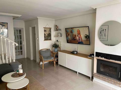 TV and multimedia, Seating area