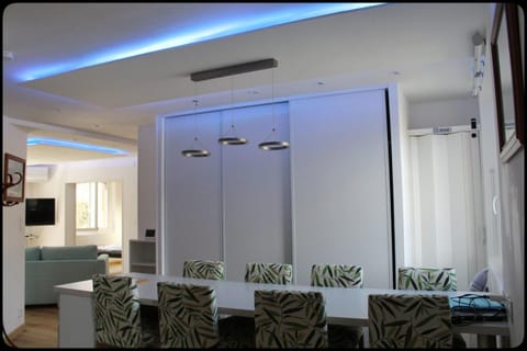 Spacious cocoon in Six-Fours-les-Plages Apartment in Six-Fours-les-Plages