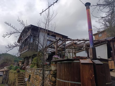 Property building, Day, Natural landscape