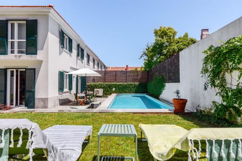Property building, Garden, Pool view, Swimming pool