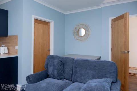 Capstone's Lookout near tunnels beach Apartment in Ilfracombe