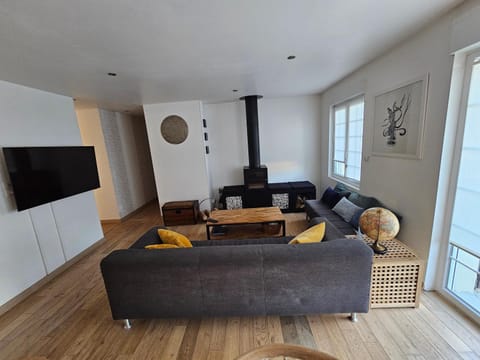 TV and multimedia, Living room