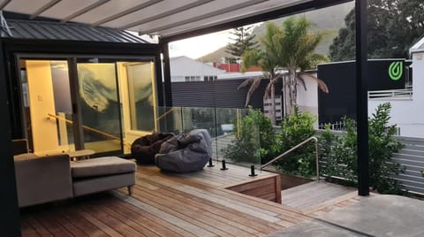 Property building, Patio, Balcony/Terrace, Garden view