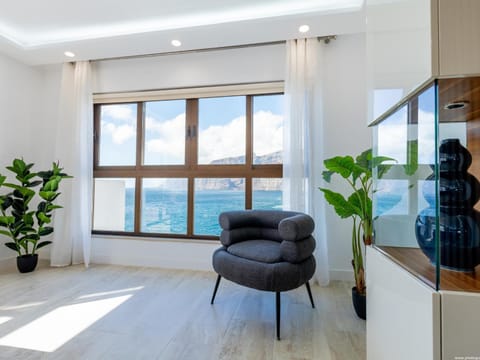 Natural landscape, Living room, Sea view