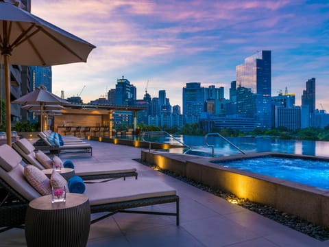 Swimming pool, Swimming pool