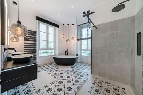 Cannes centre maison bourgeoise Villa in Cannes