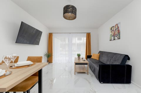 TV and multimedia, Balcony/Terrace, Seating area