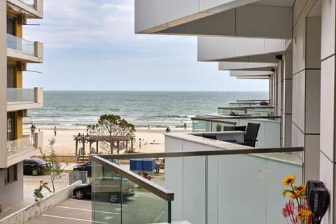 Property building, Day, View (from property/room), Balcony/Terrace, Balcony/Terrace
