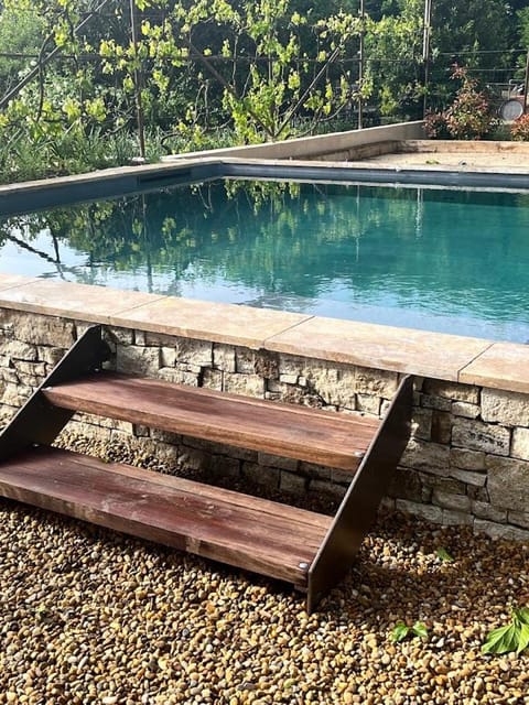 Swimming pool, Swimming pool