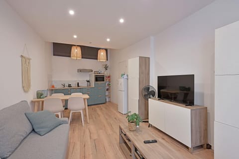 TV and multimedia, Living room, Dining area, kitchen