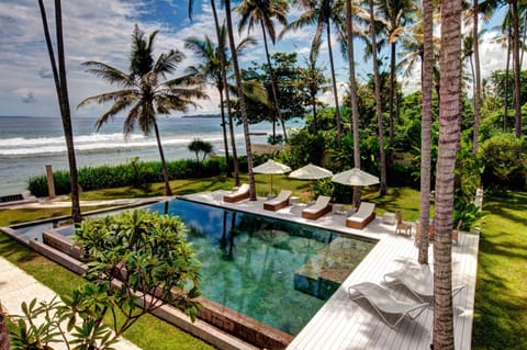 Patio, Day, Natural landscape, Garden, Beach, Garden view, Pool view, Sea view, Swimming pool, sunbed