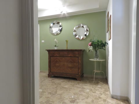 Decorative detail, hair dresser