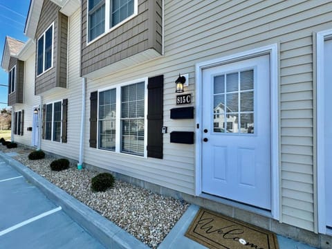 Pearl of a new construction home Batesville, IN Apartment in Indiana