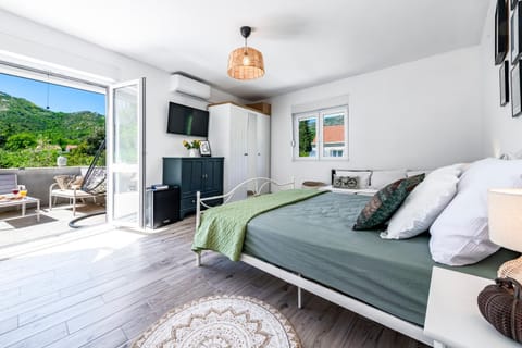 Balcony/Terrace, Bedroom