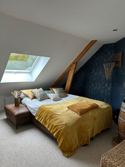 loue pour manifestation circuit des 24H 4 chambres de standing dans un ecrin de verdure Vacation rental in Centre-Val de Loire