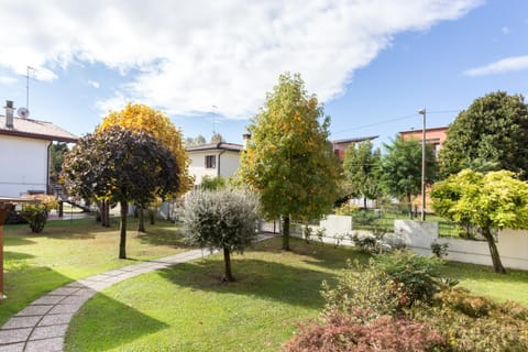 Autumn, Garden view