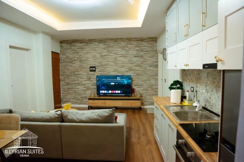 TV and multimedia, Living room, Evening entertainment, Family, kitchen