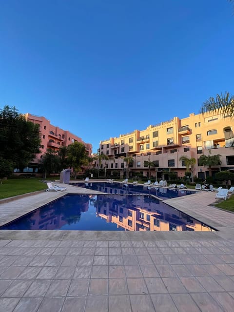 Pool view, Swimming pool