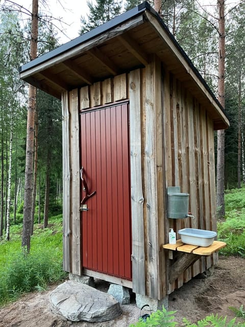 Lammastilan laavu - Lean to Inarin tila Luxury tent in Uusimaa