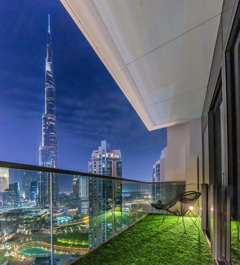 Night, View (from property/room), Balcony/Terrace, City view