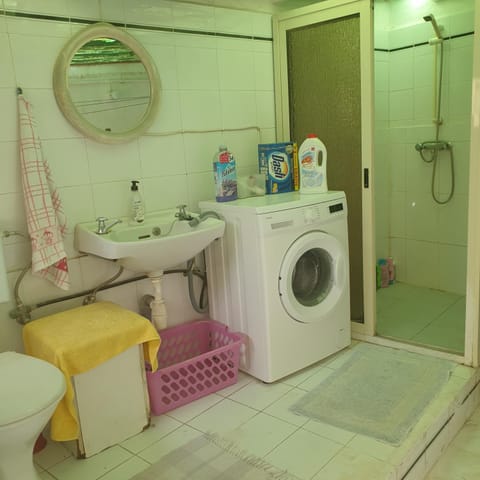 Bathroom, washing machine, Internal: Not applicable to any particular room
