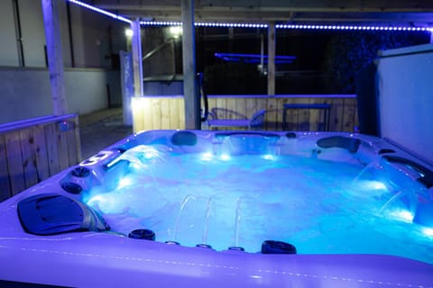 Hot Tub
