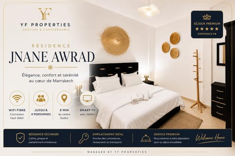 Bed, Photo of the whole room, Bedroom, Text overlay, towels, wardrobe