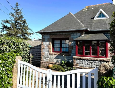 Résidence R42-pleumeur Bodou - Maison de charme près de la plage MAE-3754 Apartment in Brittany