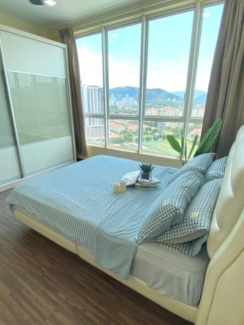 Bed, View (from property/room)
