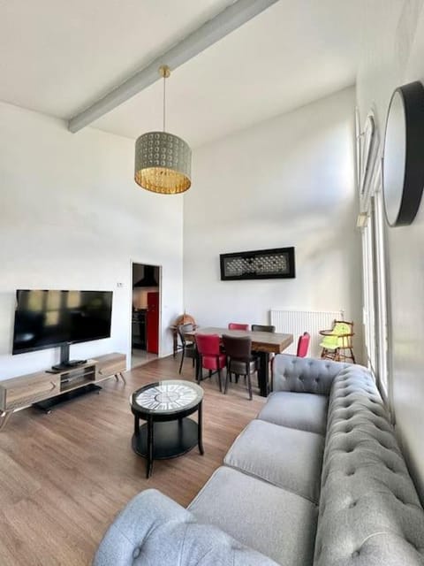 Home seventy - Guest House Apartment in Cergy