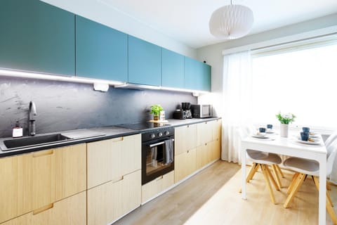 Coffee/tea facilities, Kitchen or kitchenette, Dining area, dishwasher, internet, toaster