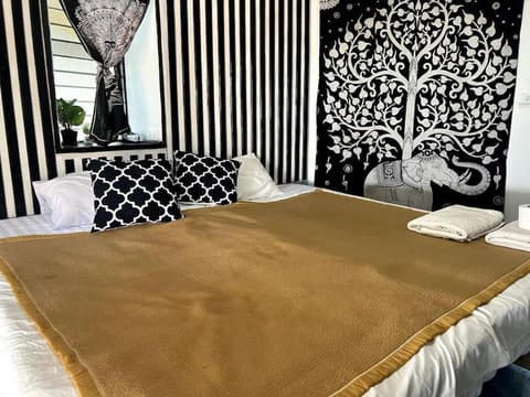 Bed, Bedroom