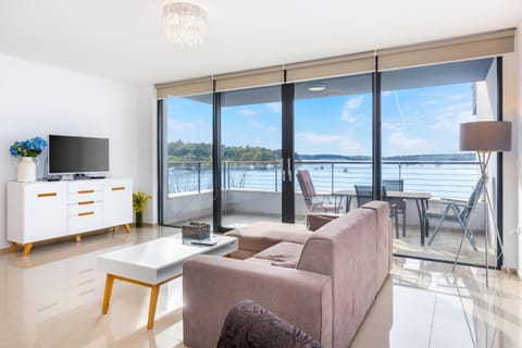 Living room, Sea view