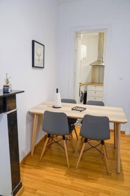 Appartement tout confort au centre ville de DINANT Apartment in Dinant