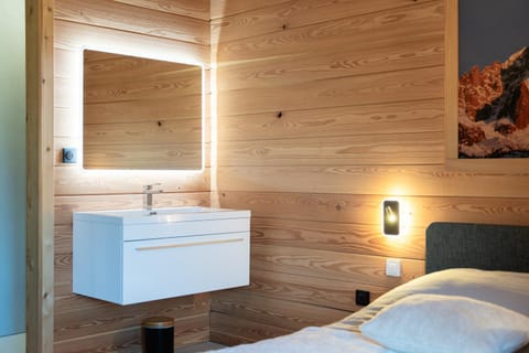 Chalet For You Luxe et Spa Chalet in Briançon